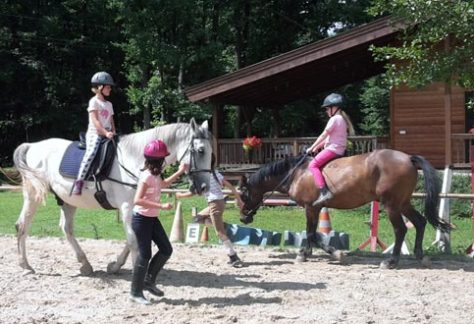 Kinderreitstunde am Hammerwiesenhof