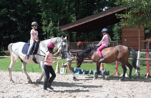 Kinderreitstunde am Hammerwiesenhof